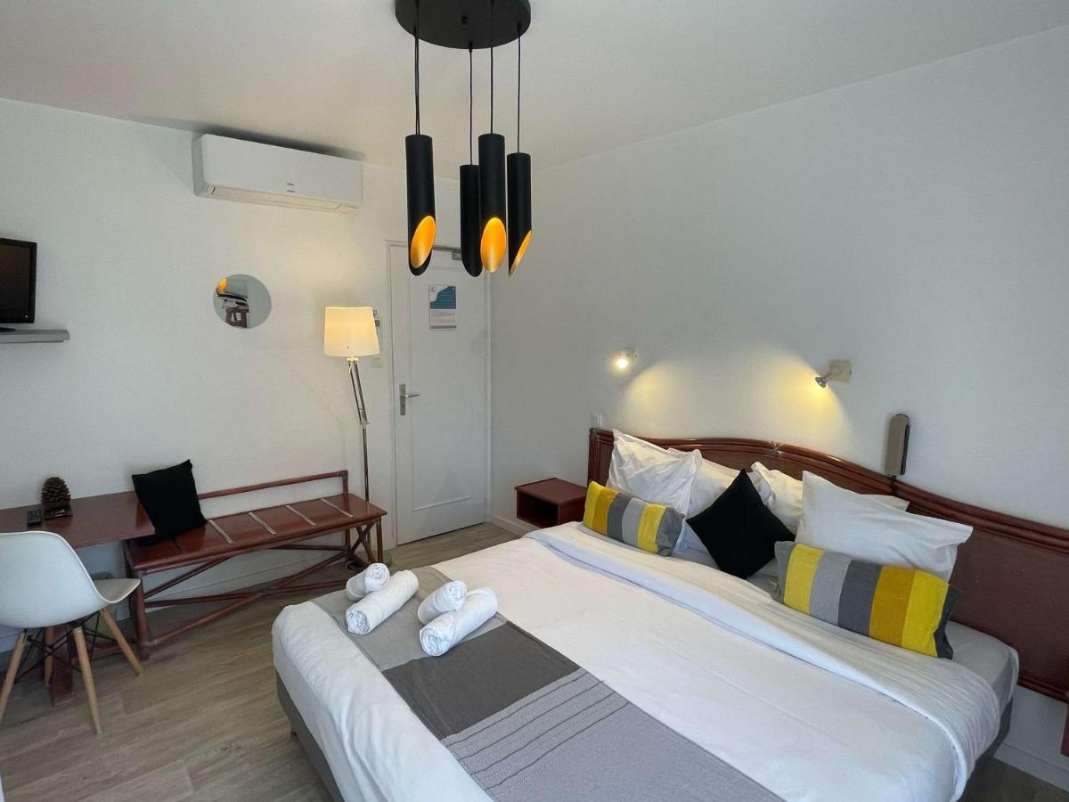 Logis Les Cols Verts La Tranche-sur-Mer Exterior photo