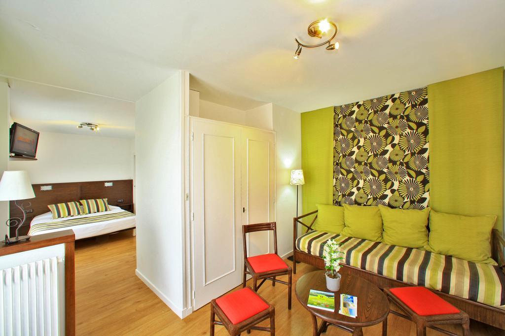 Logis Les Cols Verts La Tranche-sur-Mer Exterior photo